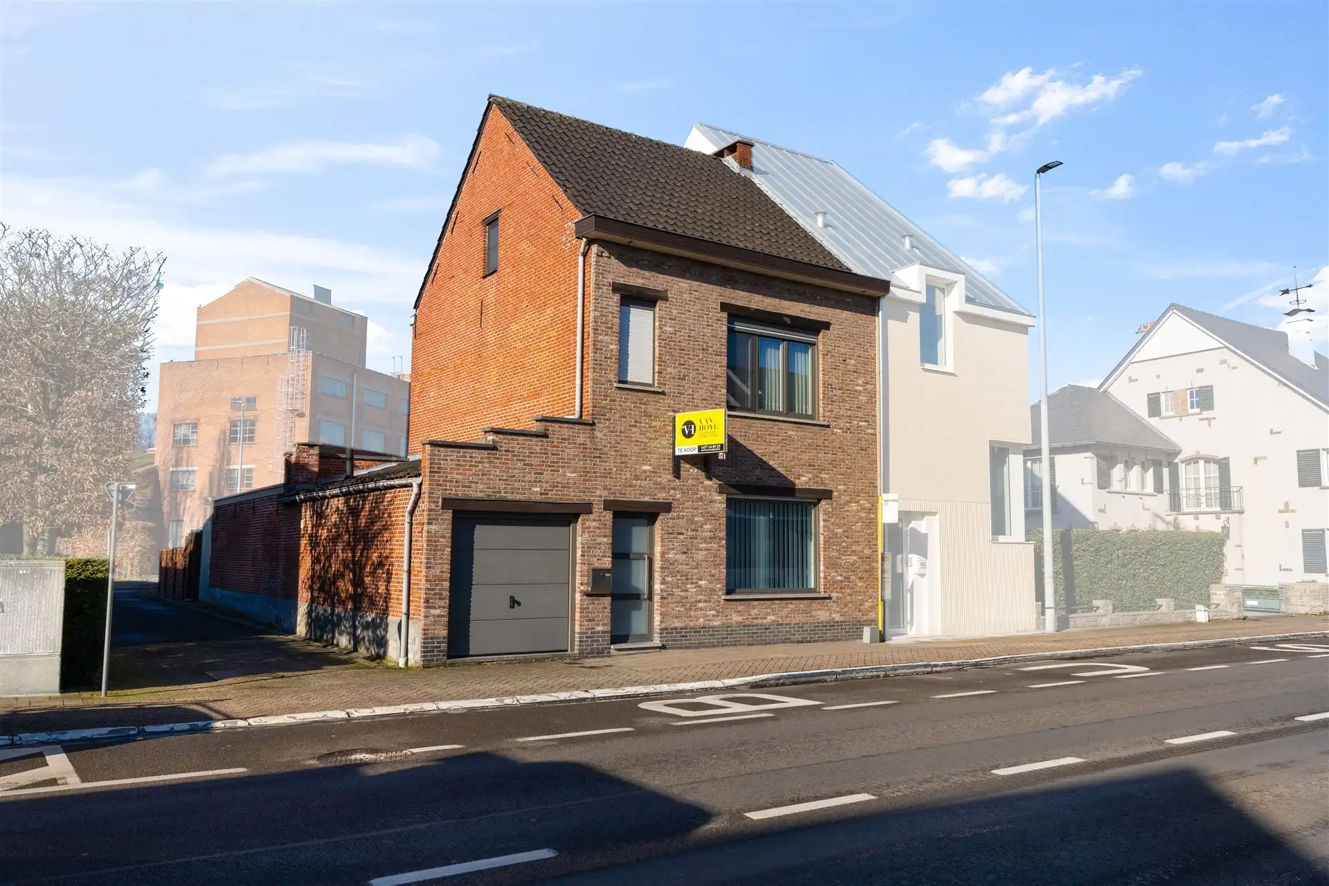 Half open bebouwing foto {{pictureIndex}}