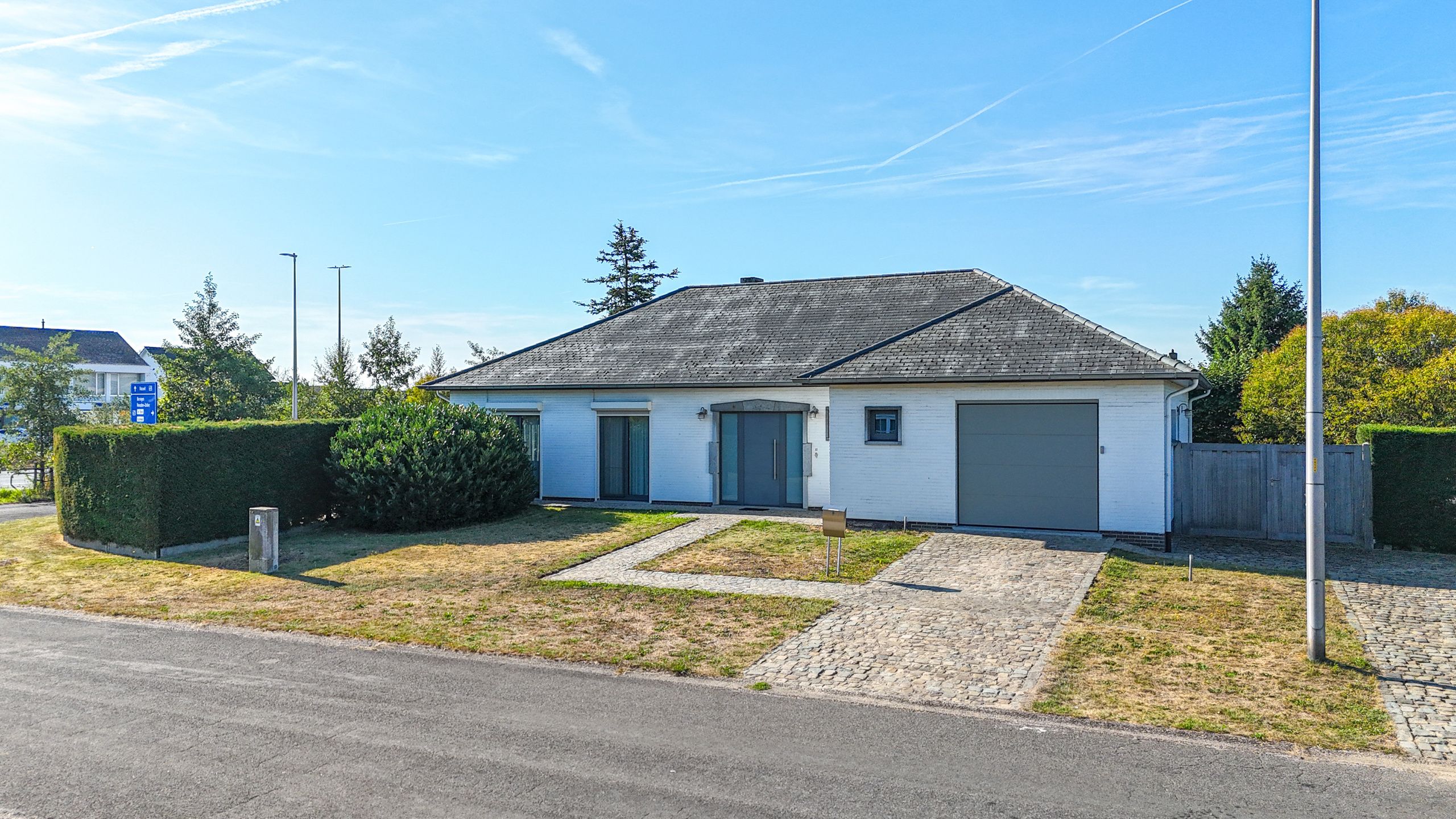Gerenoveerde gelijkvloerse woning met 3 slpks en garage! foto 39