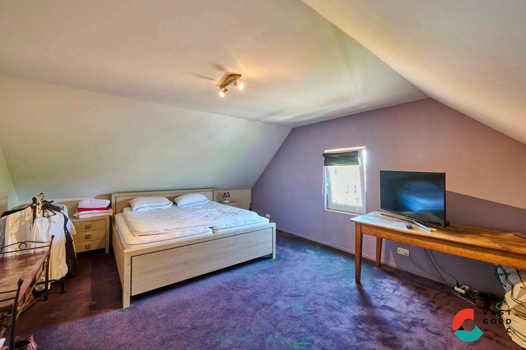 Uniek herenhuis met tuin in het centrum foto 14