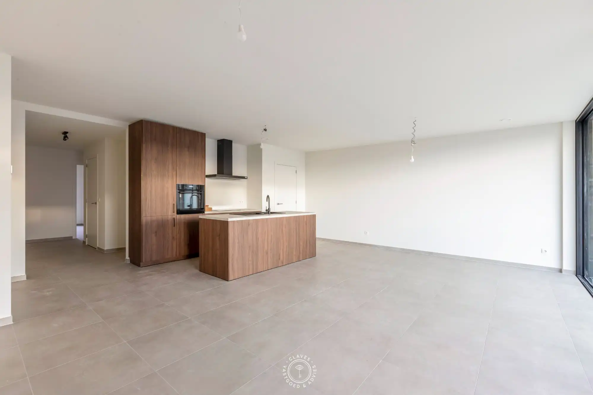 Stijlvol nieuwbouwappartement met 2 slaapkamers foto 3