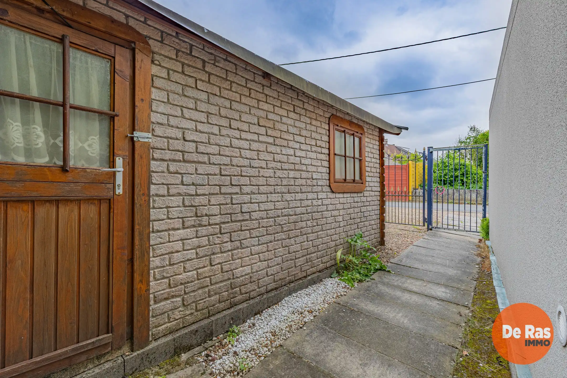ERONDEGEM - Praktische woning met garage en tuin foto 21