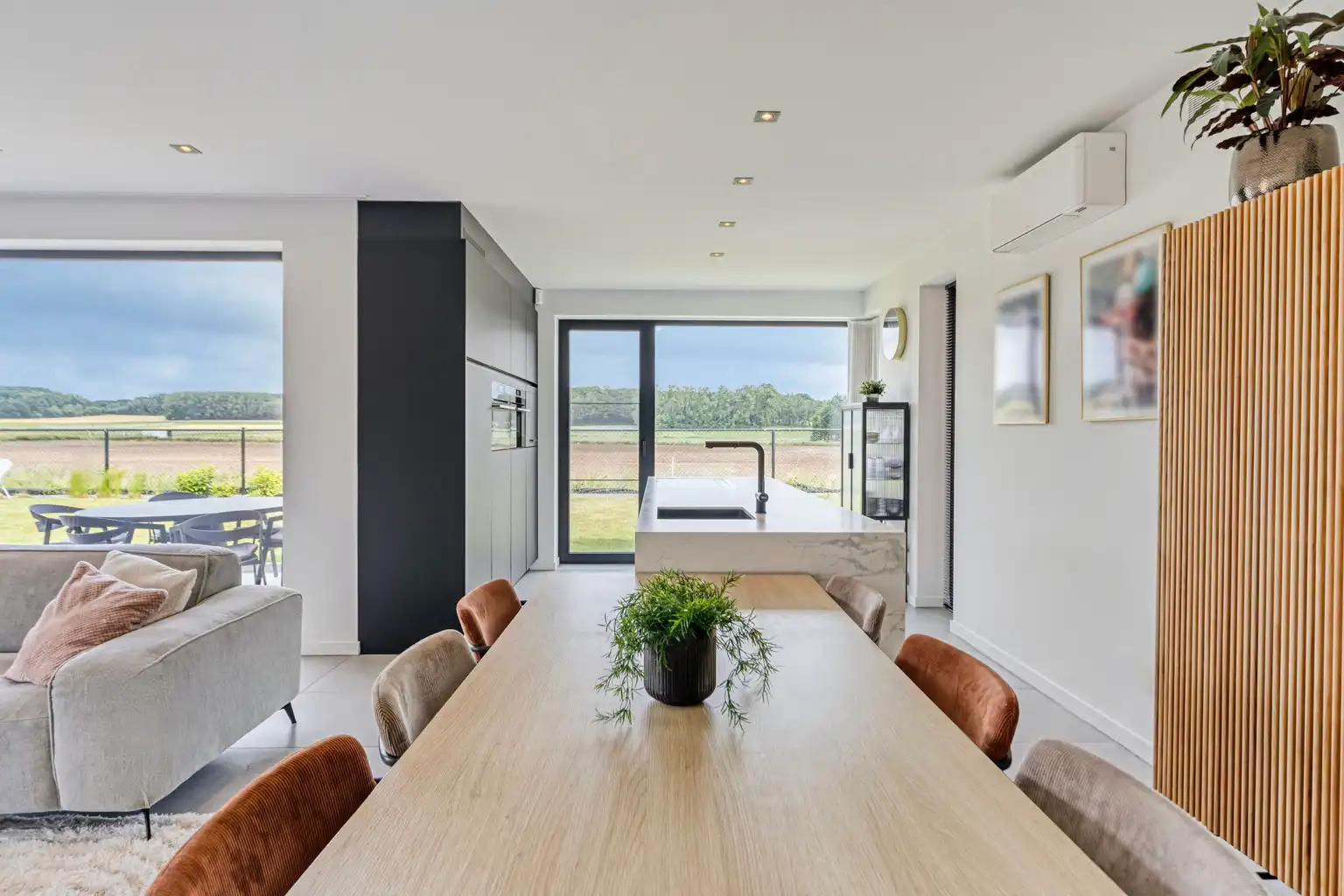 INSTAPKLARE ENERGIEZUINIGE WONING OP EEN RUSTIGE LOCATIE foto 6