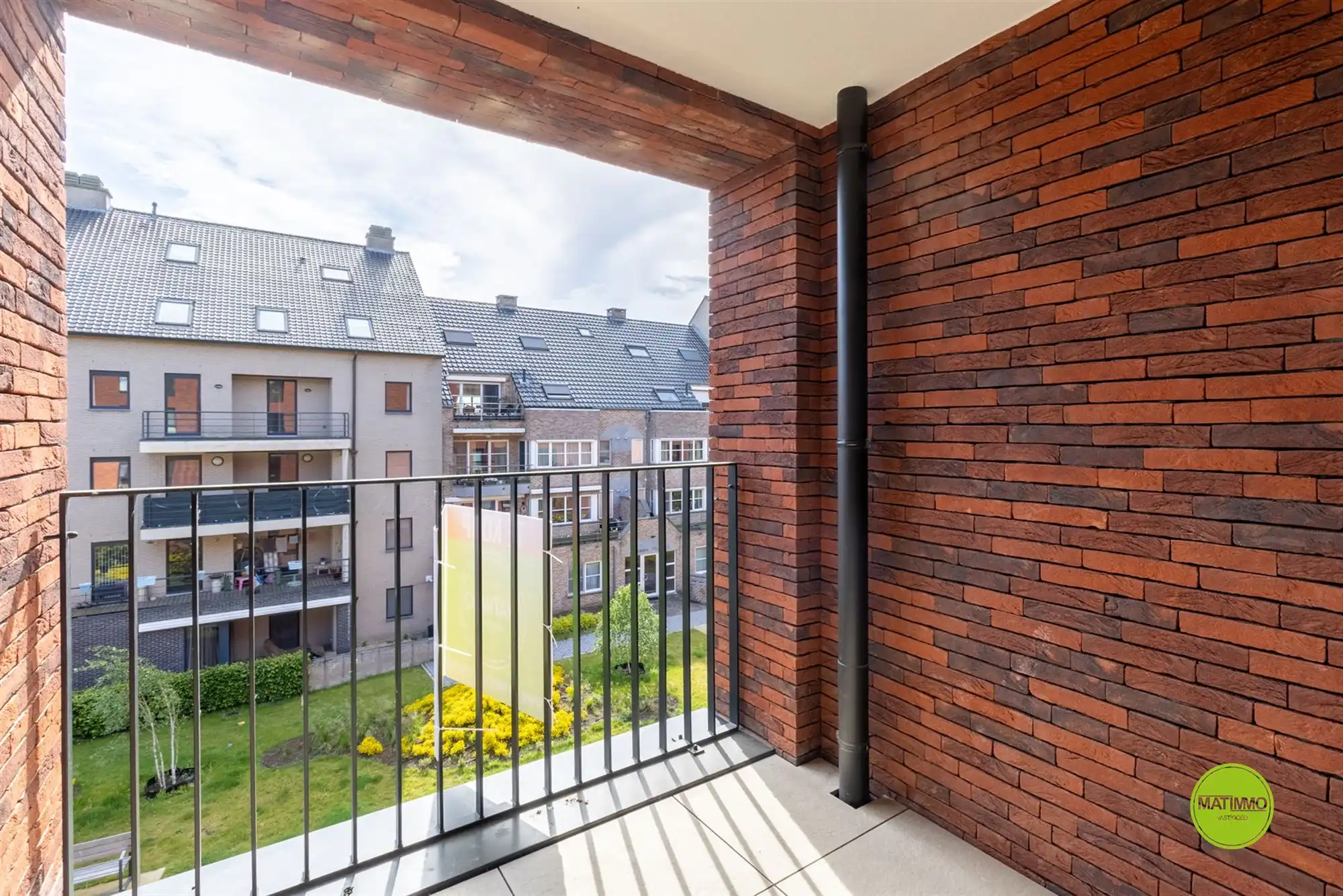 Energiezuinig 2-slaapkamer appartement in hartje (Over)Pelt foto 2
