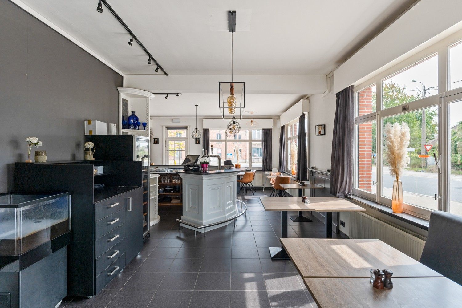 Renovatieproject met potentieel voor ruime ééngezinswoning te Putte foto 5
