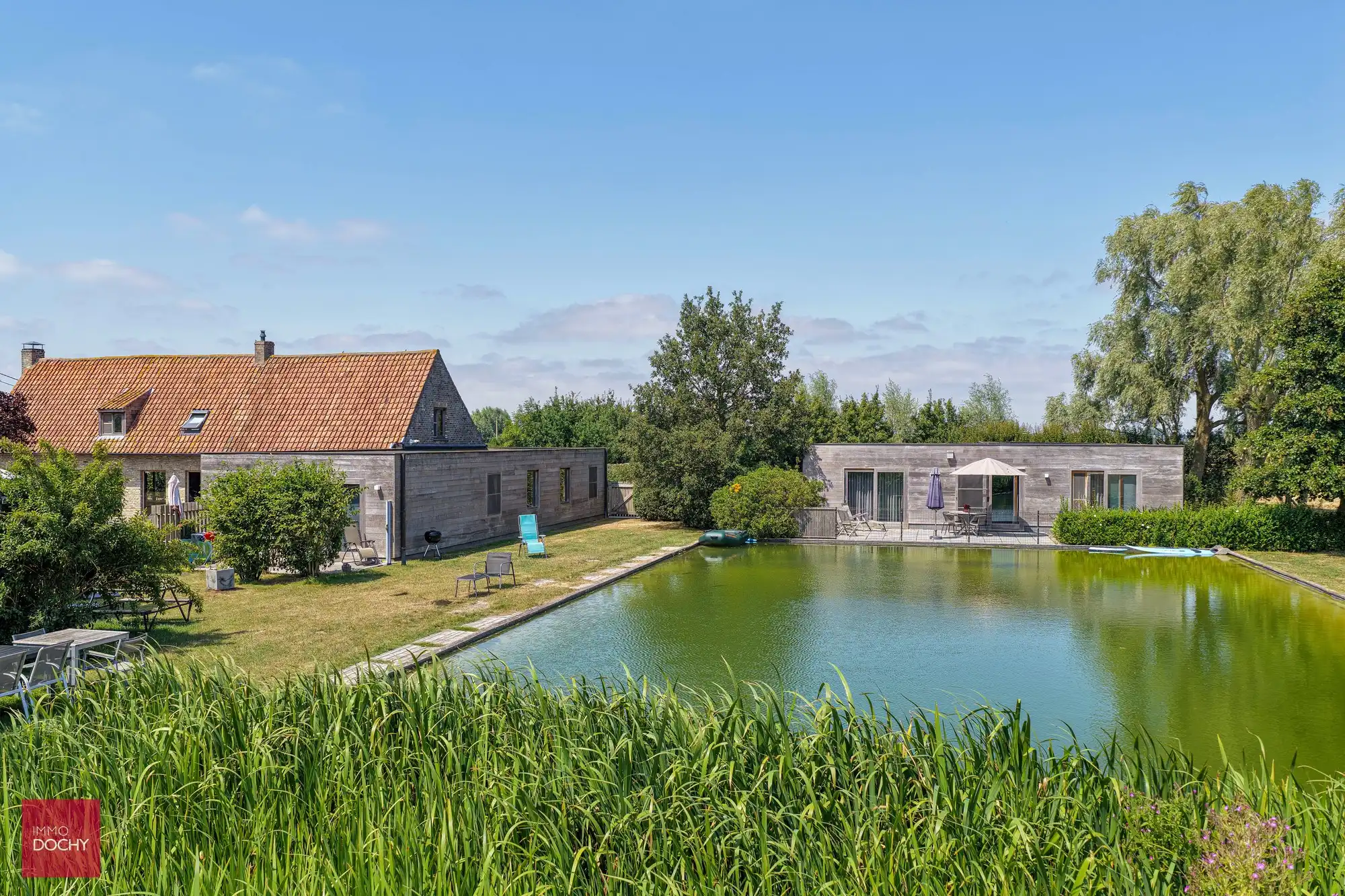 Landelijke woning met 2 vakantiewoningen en hoevewinkel foto 8