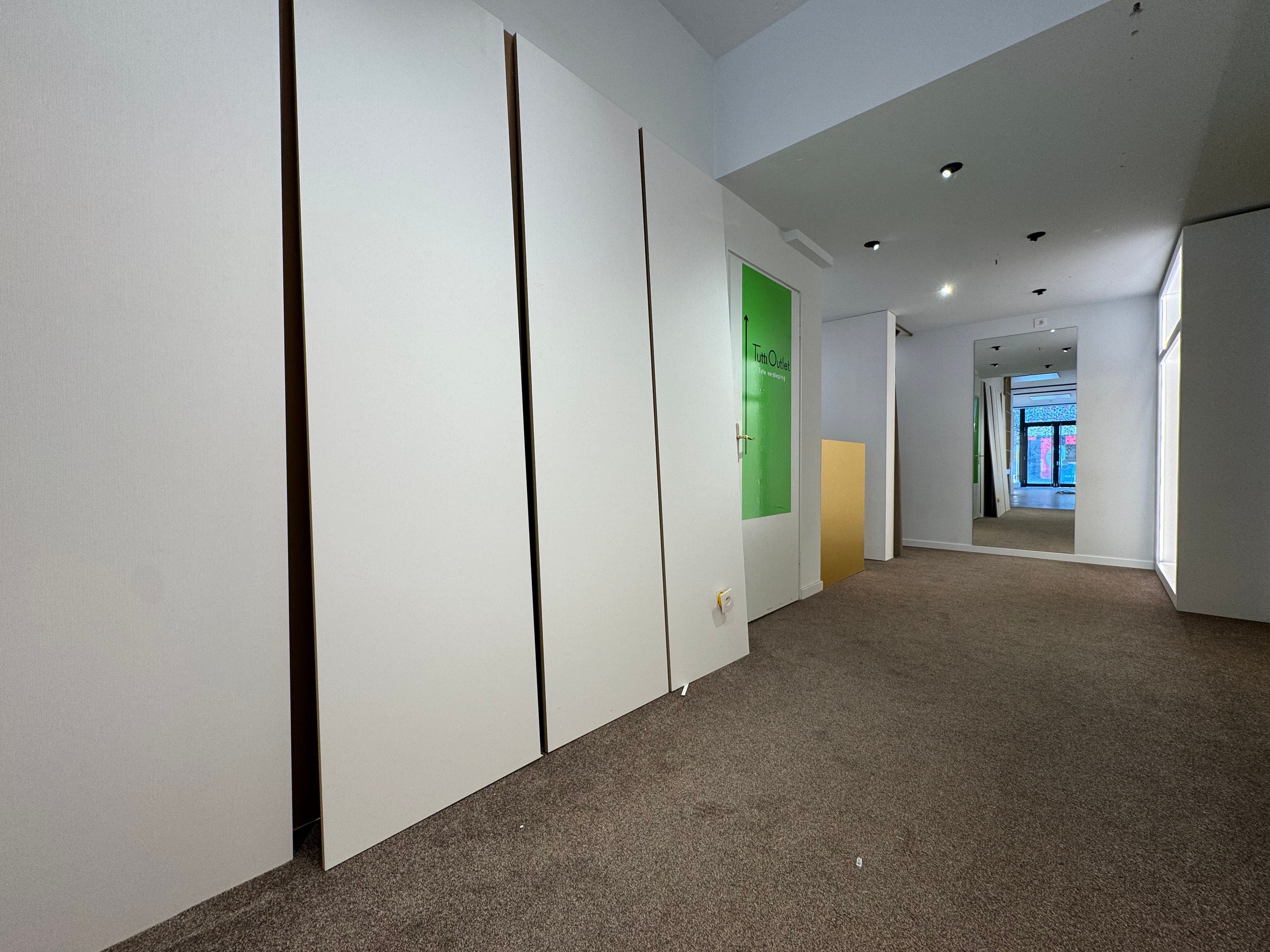 Handelspand 93m² op AAA-locatie foto 6