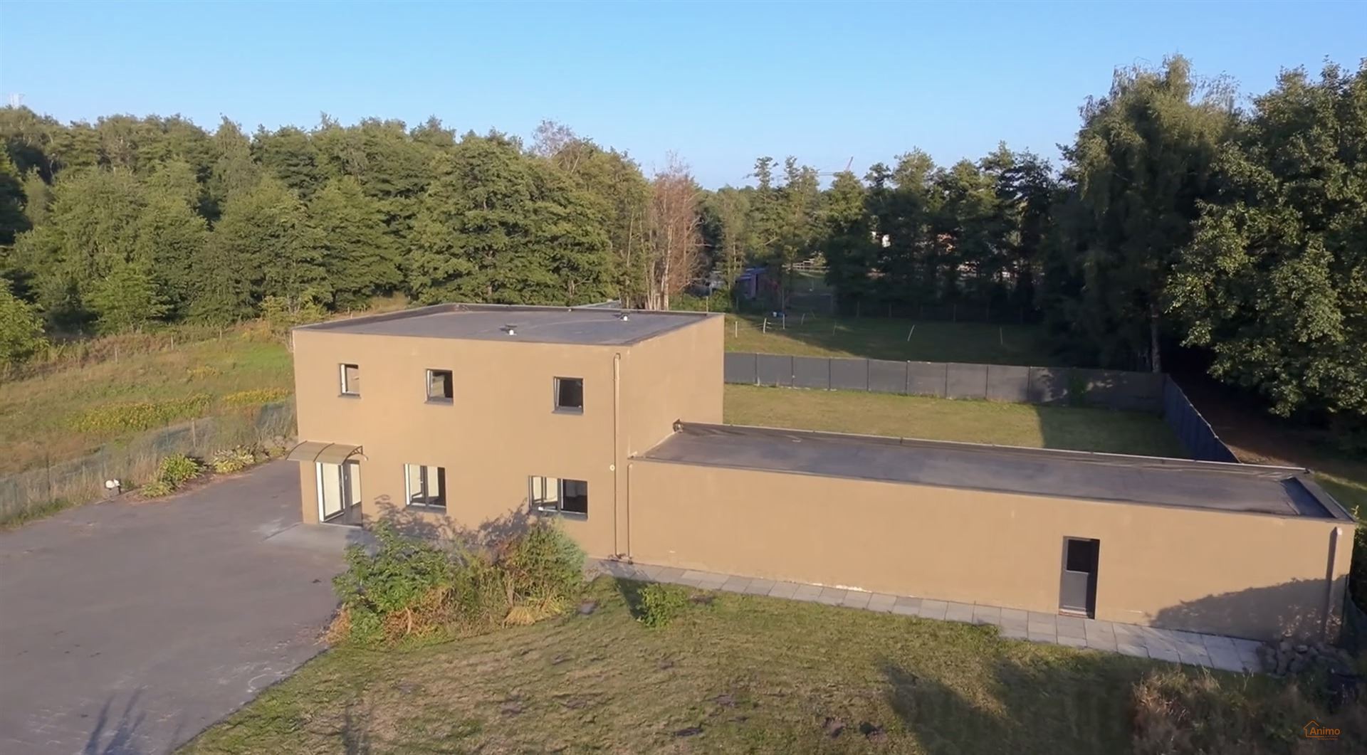 Hoofdfoto van de publicatie: Huis