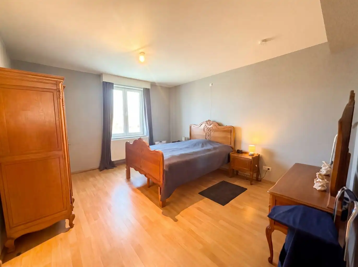 Gezellig, gelijkvloers 1-slaapkamer appartement gelegen vlakbij de Markt, in het centrum van Maaseik.  foto 5