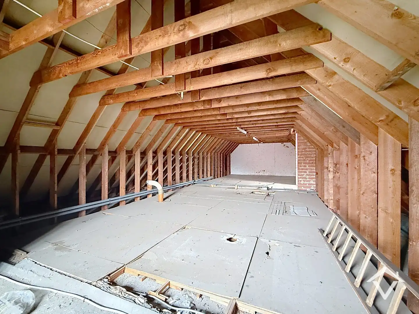 Gelijkvloerse woning met 3 slaapkamers, tuin en garage in een doodlopende straat te Roeselare foto 18