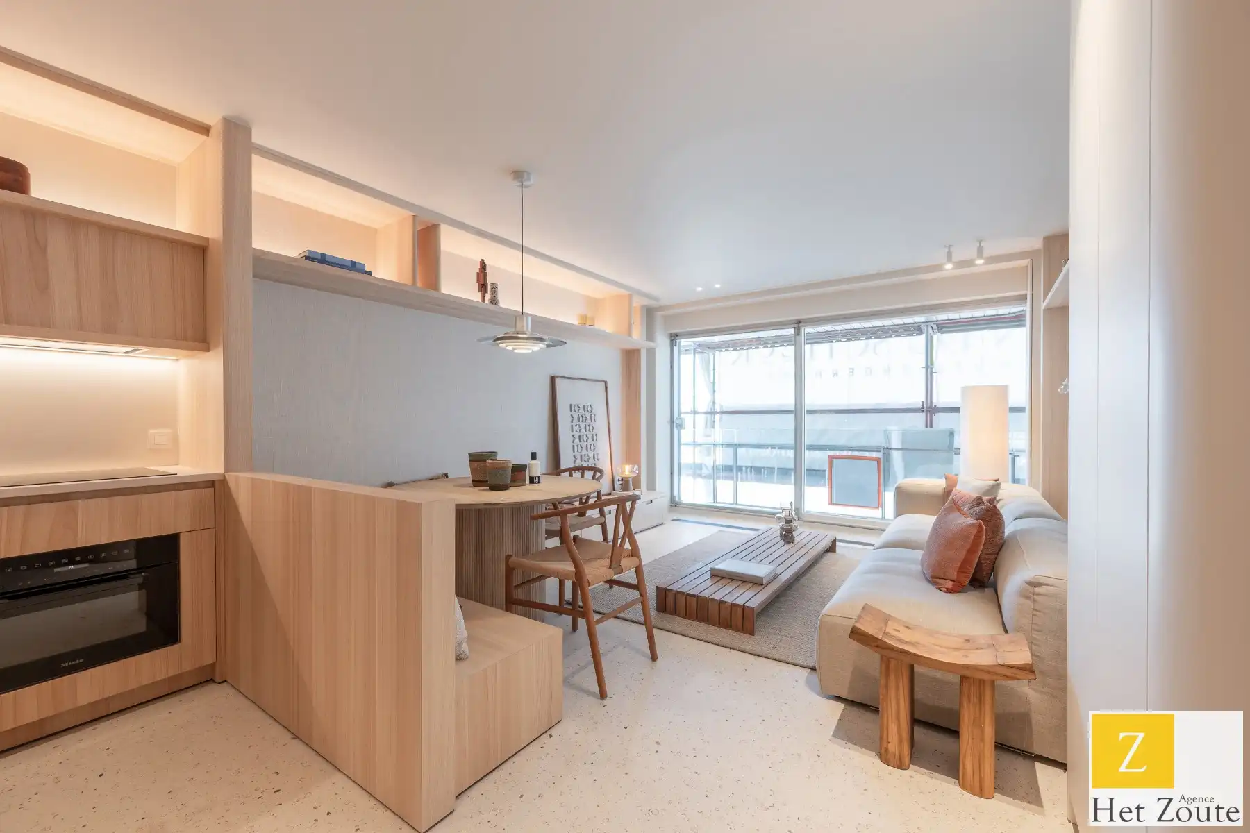 Appartement met frontaal zeezicht in Het Zoute foto 4