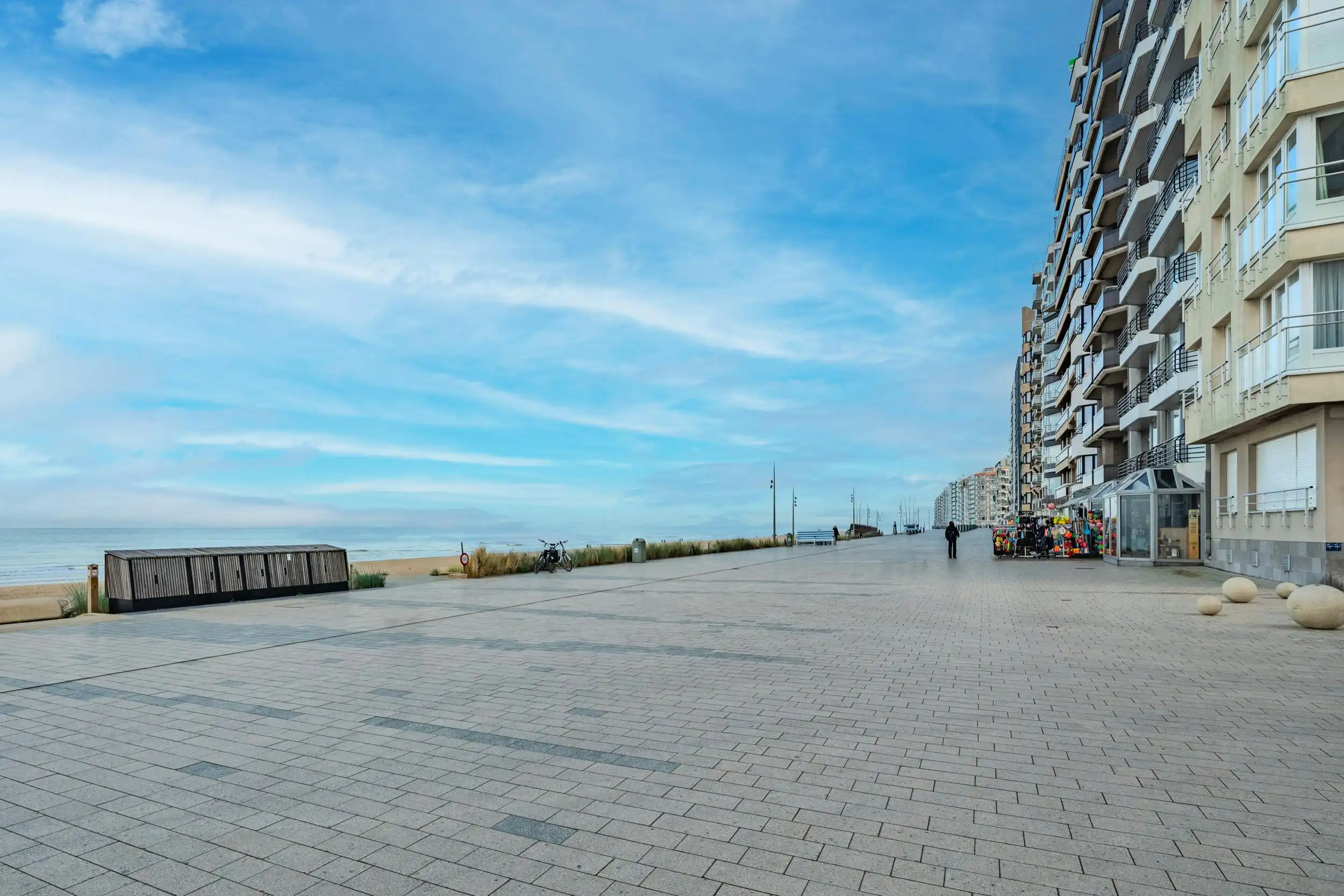 Modern duplex appartement vlak achter de vernieuwde Zeedijk! foto 18