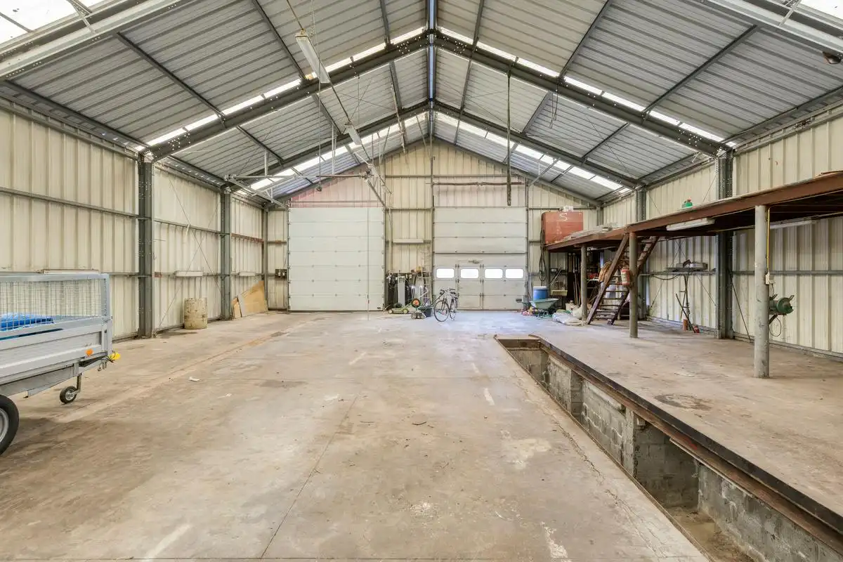 Te renoveren huis met grote loods nabij centrum Meise foto 23