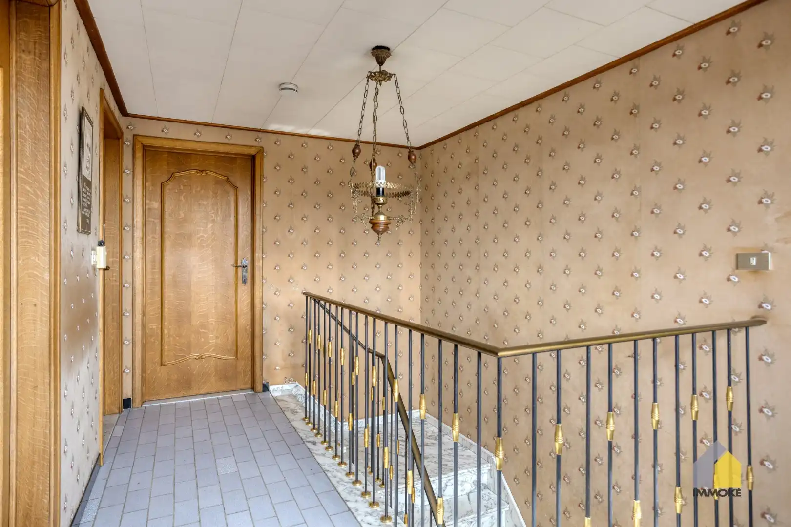 Te renoveren, statige woning op mooi perceel van 23 a 90 ca. foto 17