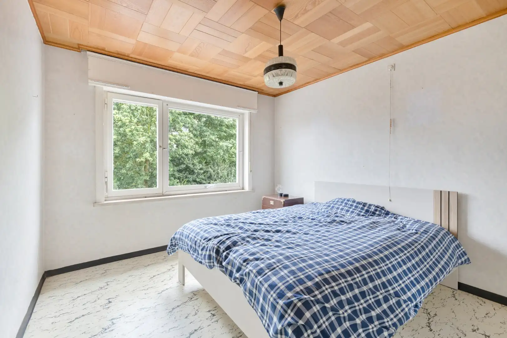 Rustig gelegen halfopen bebouwing met renovatiepotentieel op toplocatie in Sint-Eloois-Winkel, 3 slaapkamers foto 8