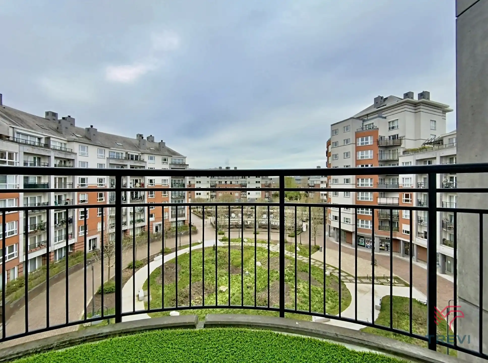 Appartement met 3 slaapkamers en 2 terrassen foto {{pictureIndex}}