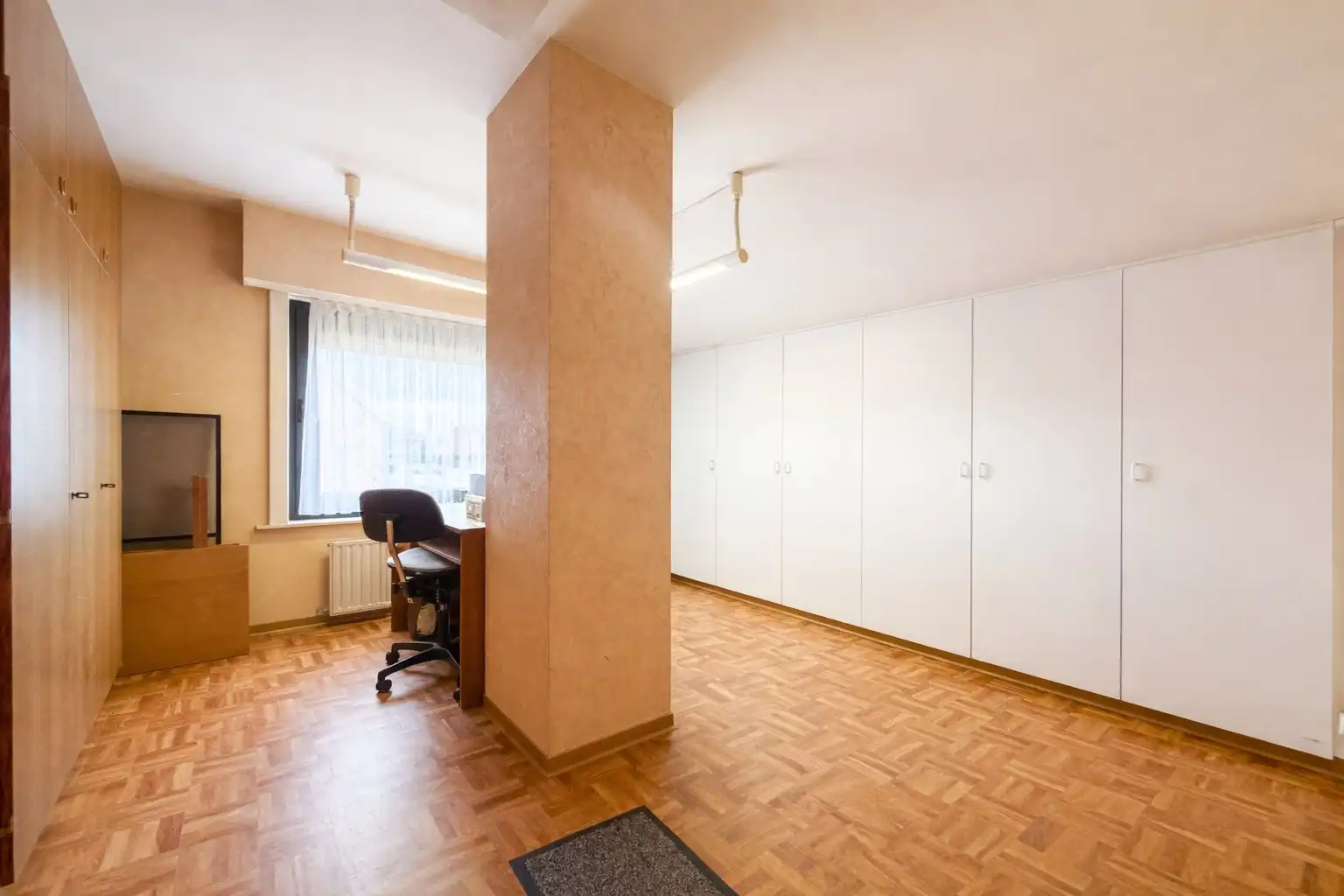 Villa op groot perceel met open zicht: 4 slaapkamers, 2 badkamers, grote tuin, topper te Torhout! foto 34