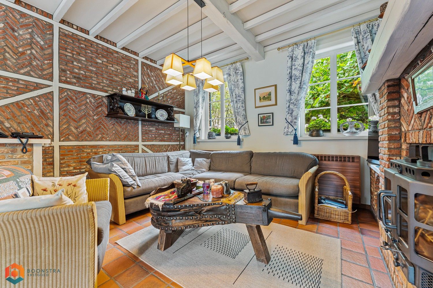 Villa met prachtige tuin en 3 slpkrs foto 6