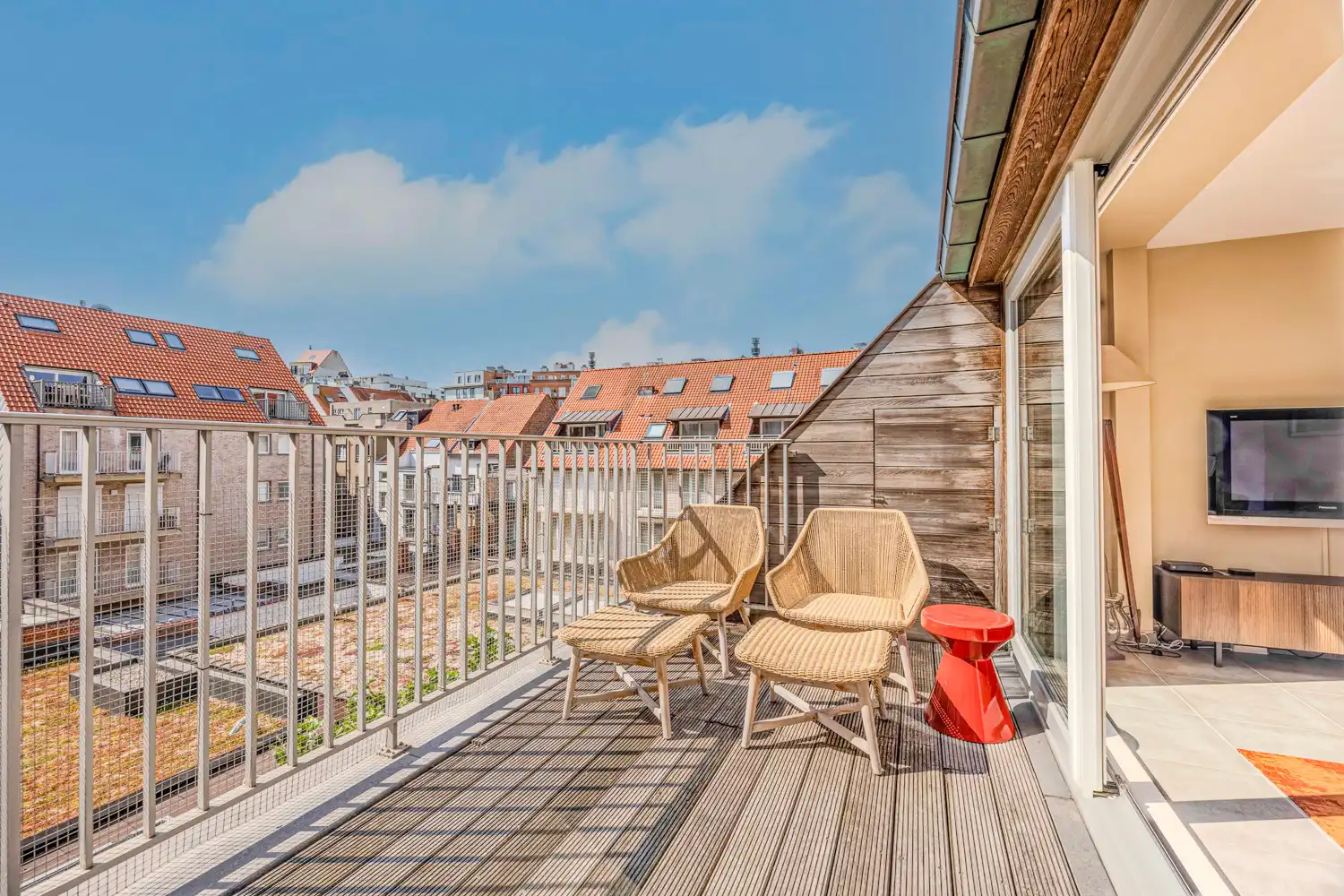 Zonnige duplex met 2 terrassen en zijdelings zeezicht foto 6
