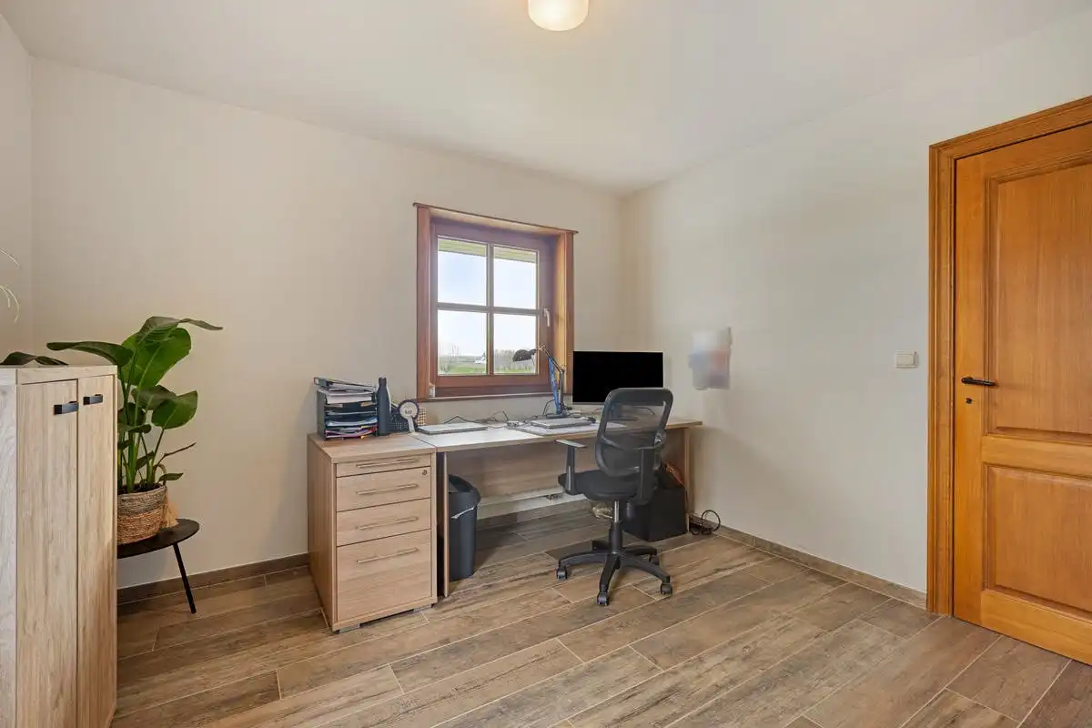 Huis met 4 slaapkamers en atelier te koop in Avelgem foto 14