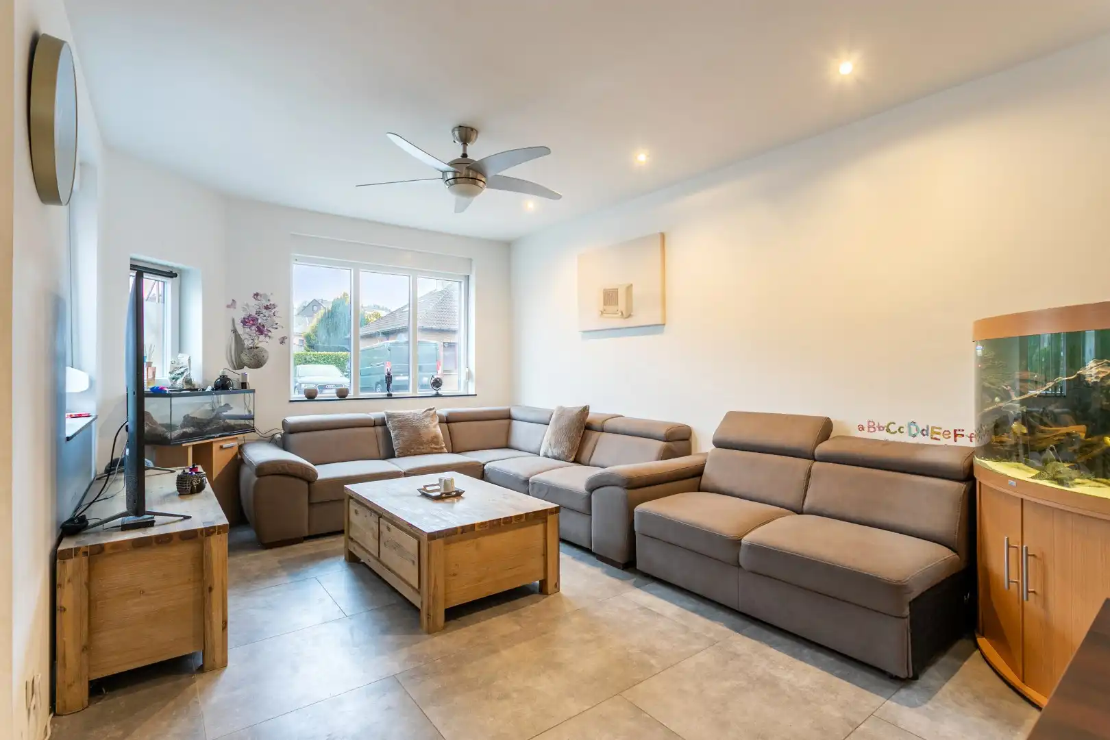 Instapklare woning met 3 slaapkamers en tuin te Dworp foto 3