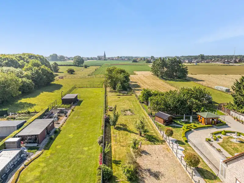 Karaktervolle woning met veel potentieel op 23are foto 2