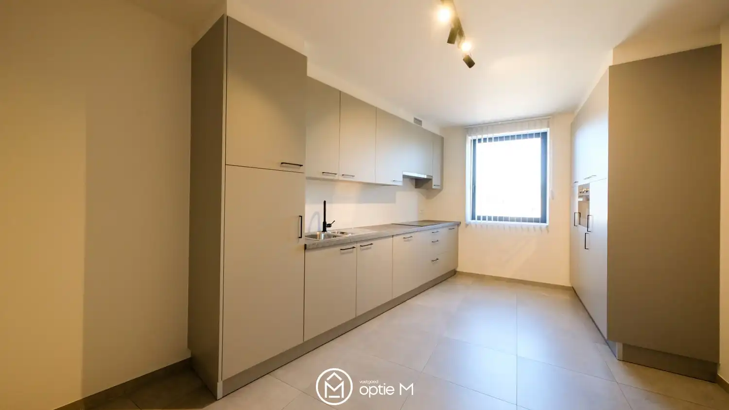 Te huur energiezuinig BEN-appartement met terras, 3 slpk in centrum Diepenbeek foto 8