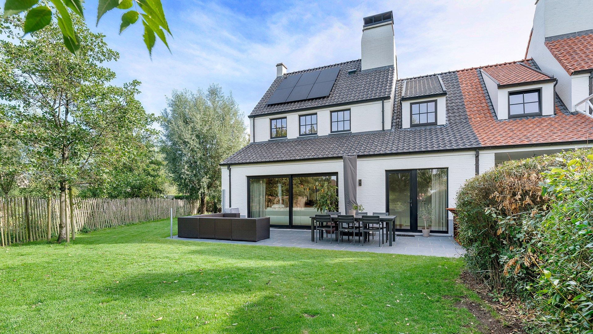 Recente en charmante woning in het mooie Ramskapelle foto {{pictureIndex}}