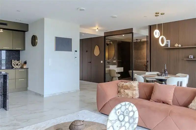 luxe1 SLPK appartement op grote hoogte in de Antwerp Tower foto 3