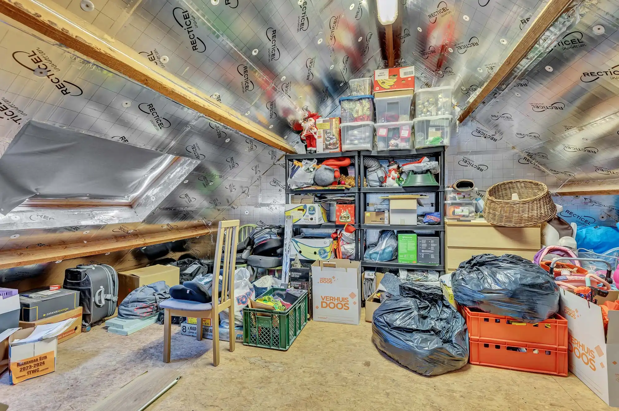 Karaktervolle woning met 5 slaapkamers te Borchtlombeek foto 21