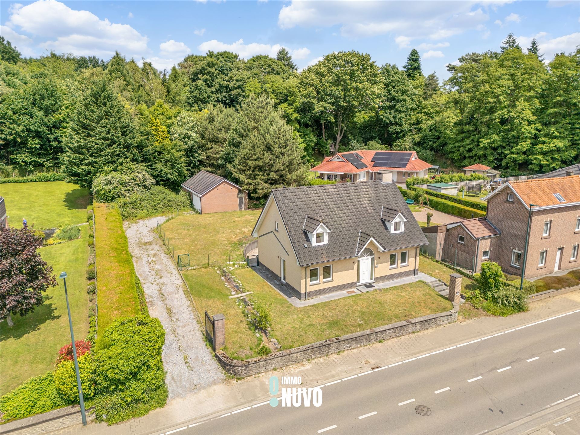 Villa foto 1