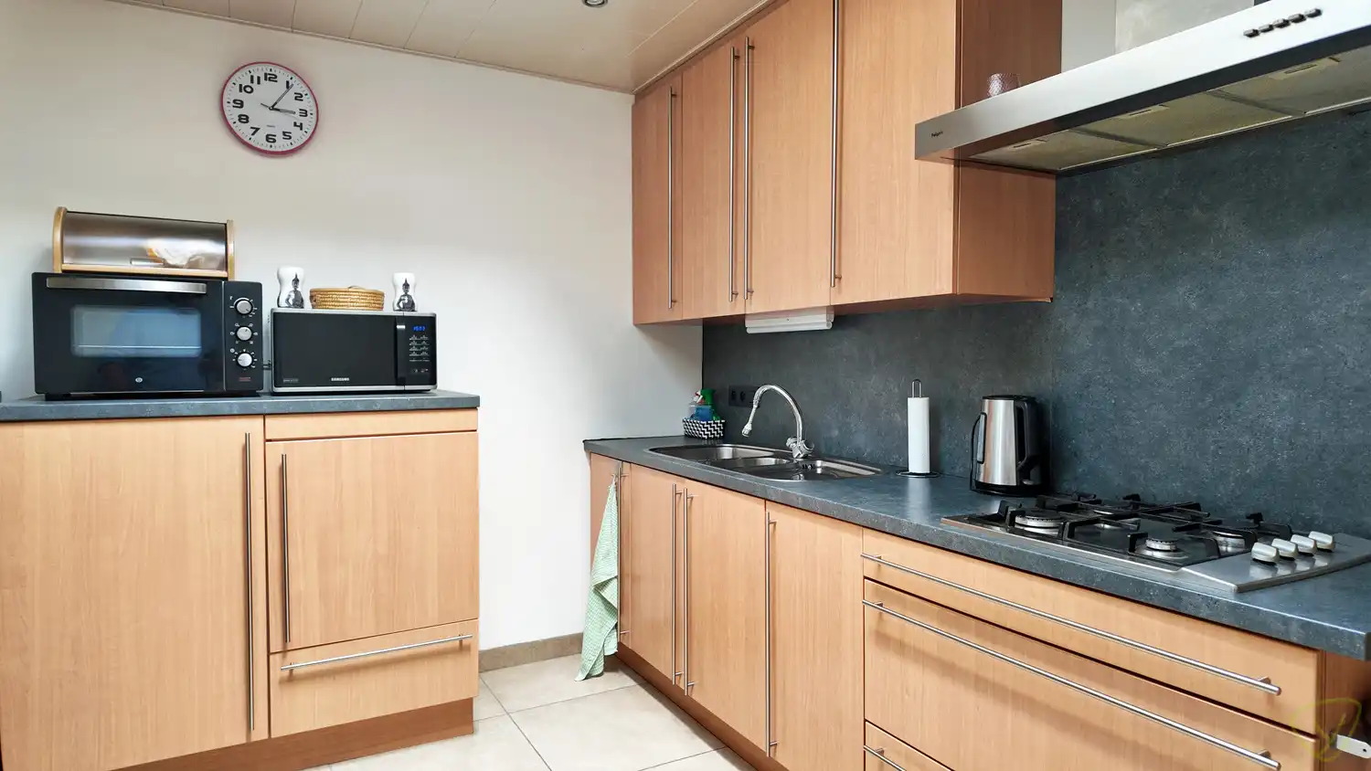 Gezellige mooi onderhouden woning nabij het centrum van Eeklo foto 5