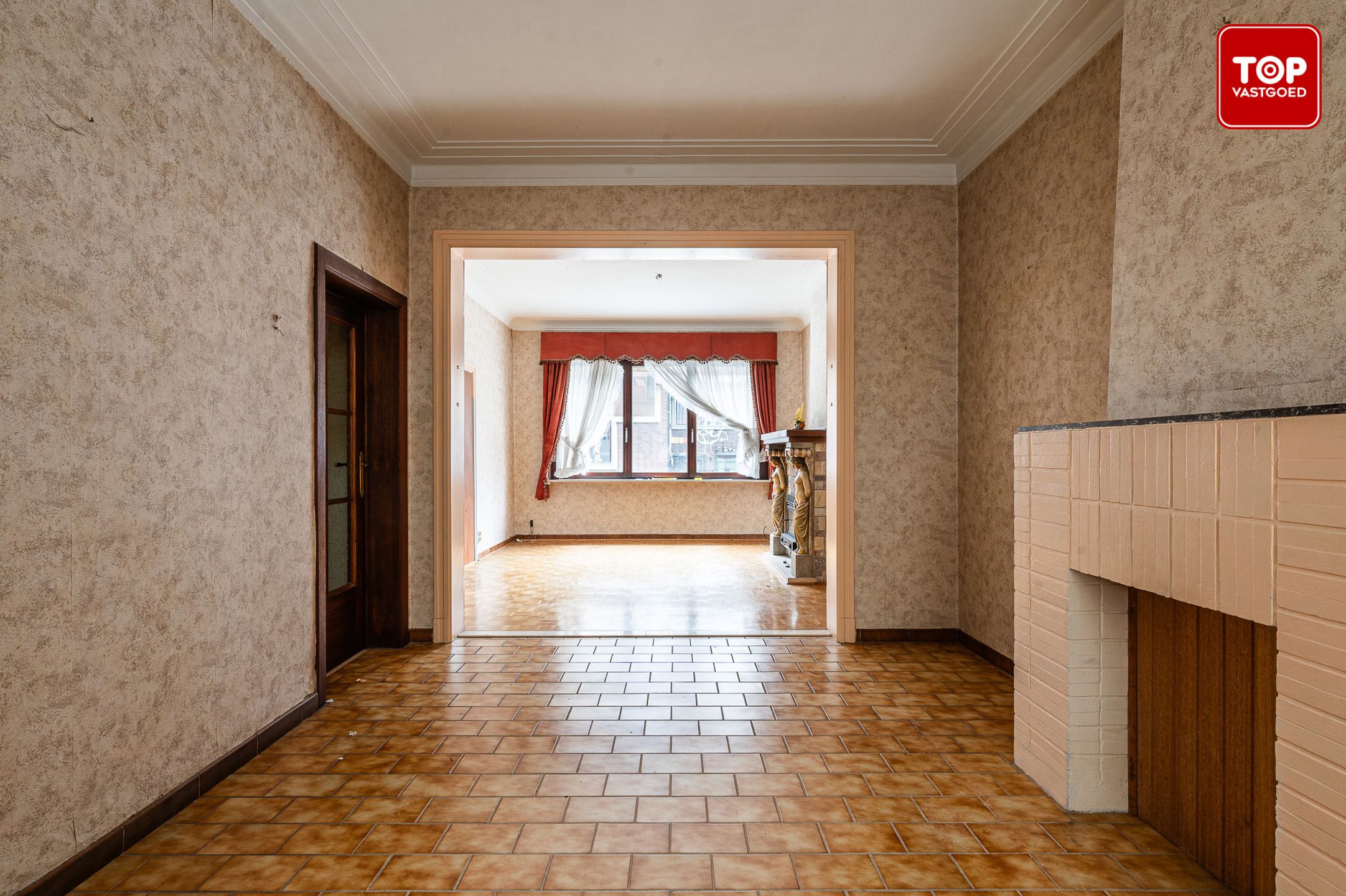 Ruime te renoveren woning met 6 slaapkamers te koop in Gent foto 3