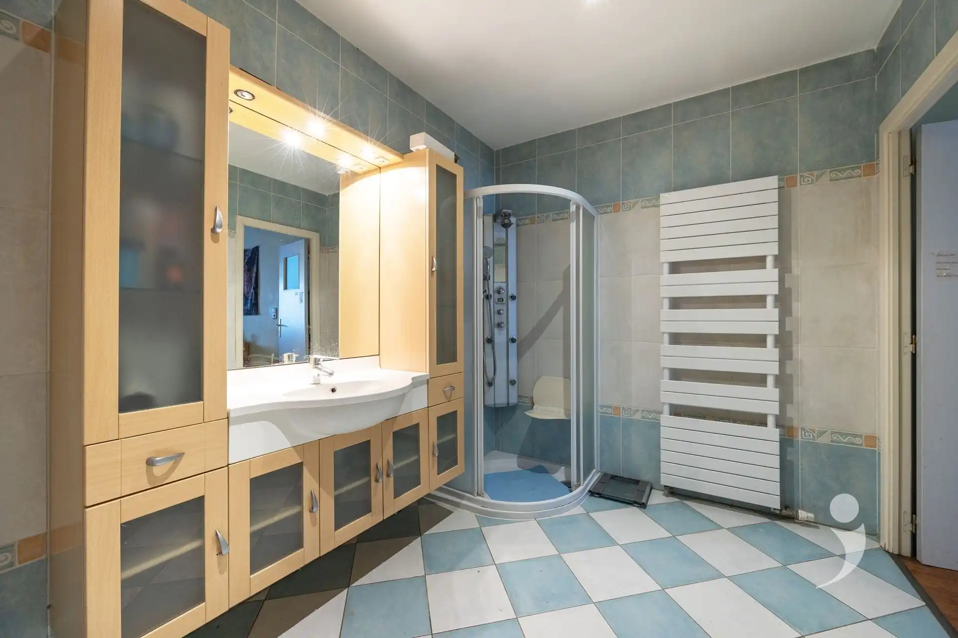 Te renoveren woning met loods nabij centrum Tildonk! foto 7