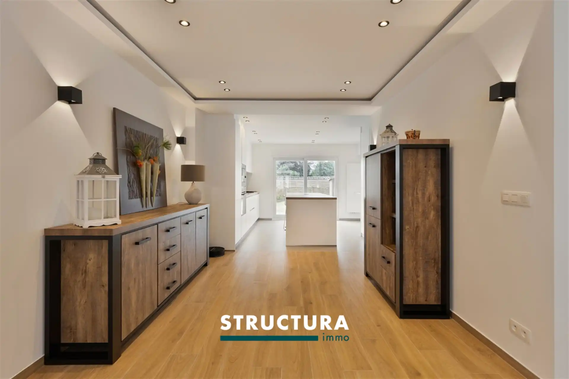 Instapklare gerenoveerde woning met zuidwestgerichte tuin foto 4