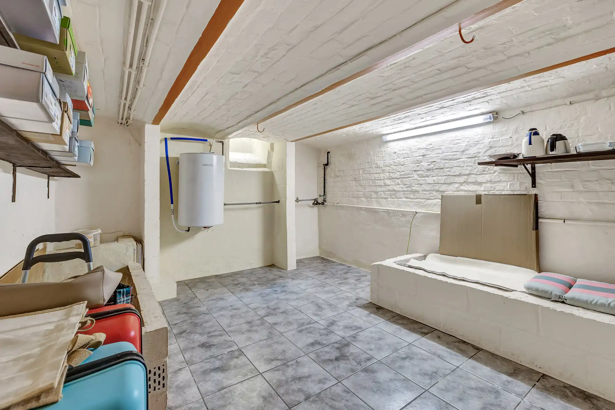 Goed onderhouden woning met garage op strategische locatie foto 19
