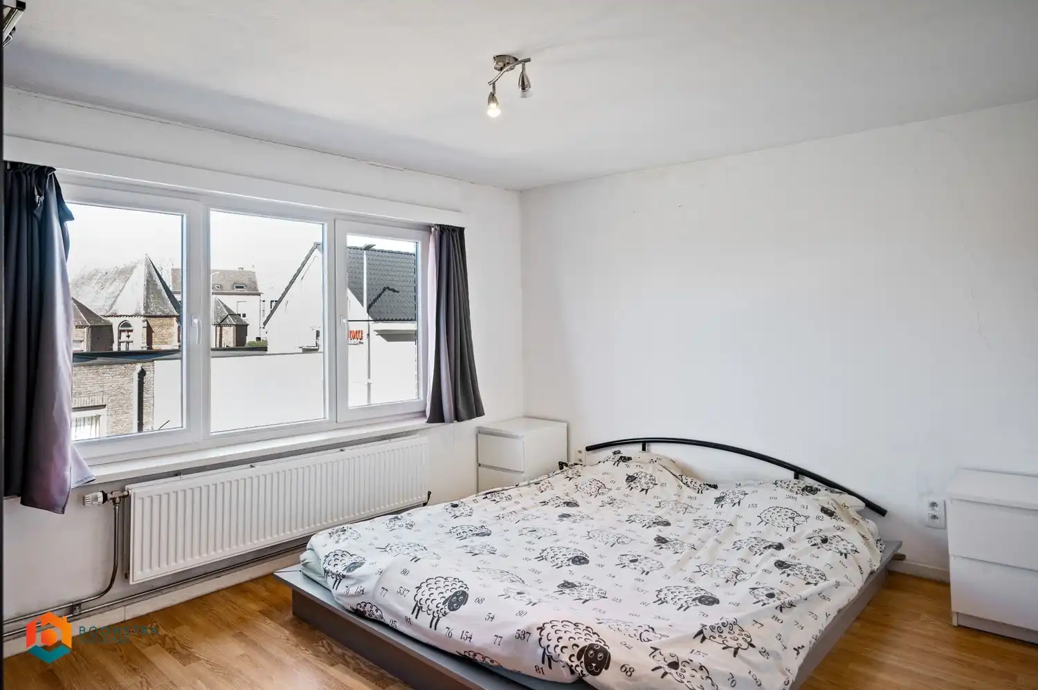 Licht op te frissen woning met 3 slpkrs in centrum Grootlo foto 8