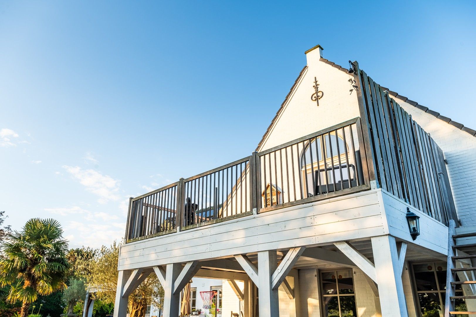 Charmante villa in landelijke stijl met zwembad en riante tuin. foto 32