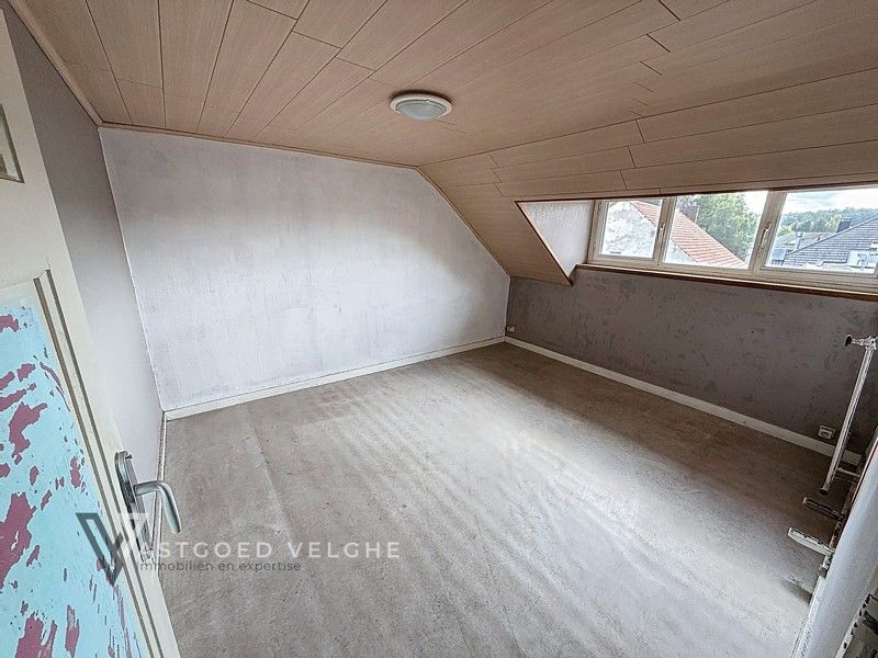 Te renoveren handelspand met duplex appartement op zichtlocatie foto 28