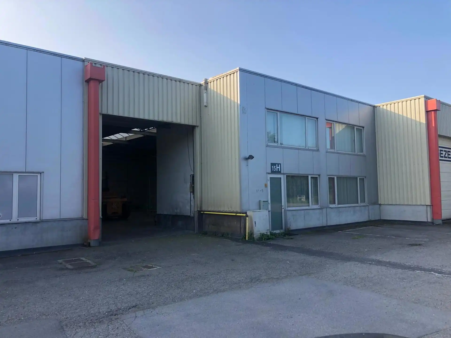 Commerciële ruimte te huur Egide Walschaertsstraat 15 - 2800 Mechelen