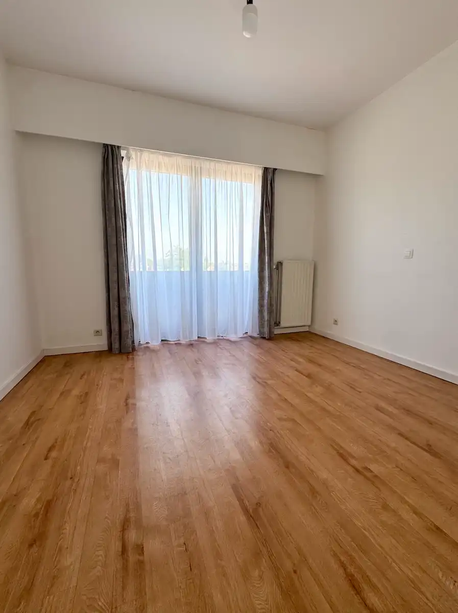 Instapklaar appartement met 2 slaapkamers én garage! foto 13