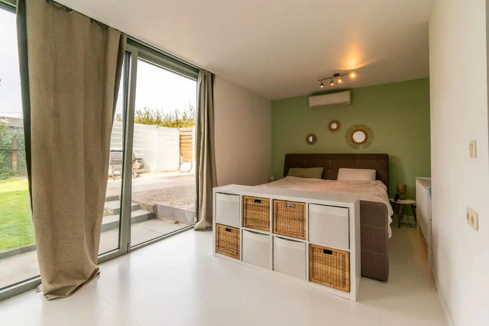 Een instapklare, heel aangename villa met oa. 3 grote slaapkamers! foto 14
