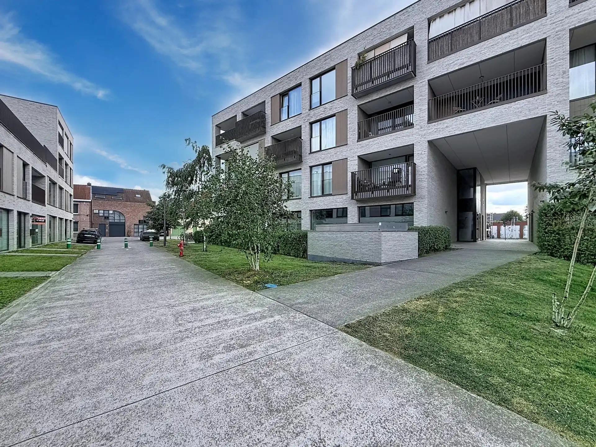 Modern appartement met 1 slaapkamer, ondergrondse staanplaats en berging op toplocatie. foto 18