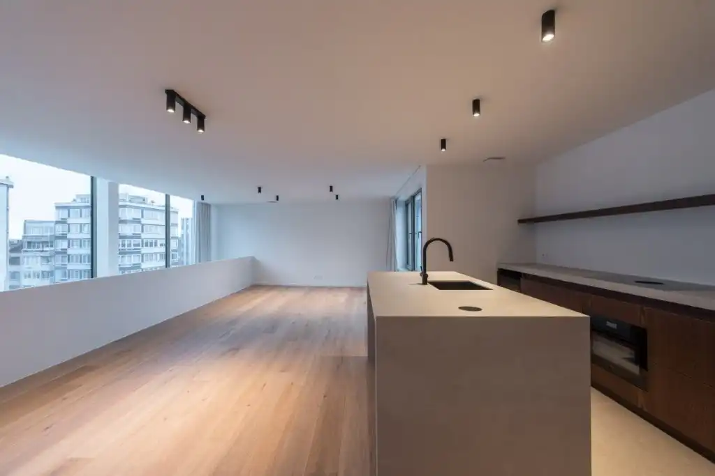 LUXUEUS PENTHOUSE 161M² MET 2SLK IN CENTRUM TONGEREN. foto 10