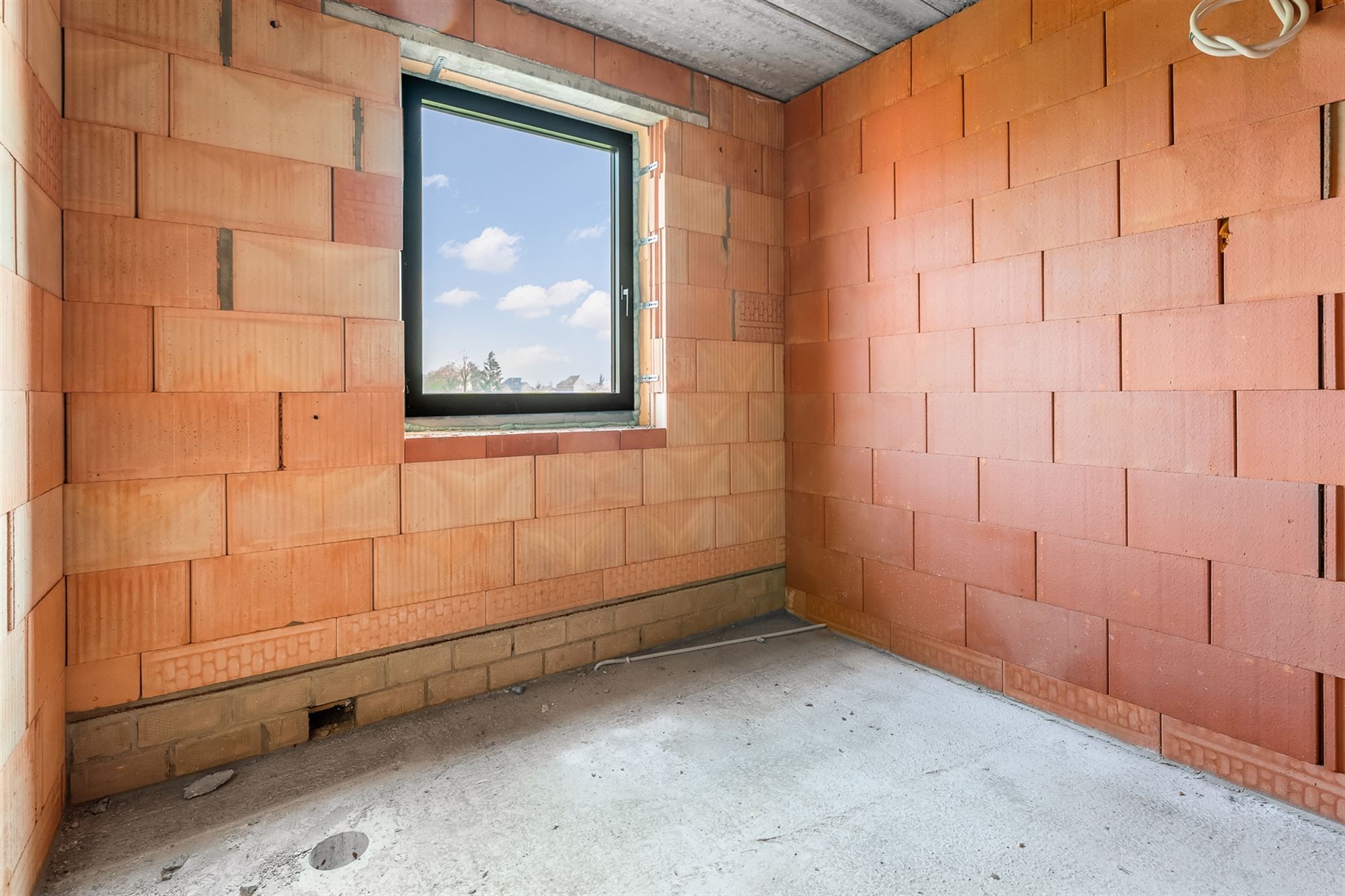 KNAPPE NIEUWBOUWWONING OP ZEER GOEDE LOCATIE TE HASSELT MET ZICHT OP DE ACHTERLIGGENDE WEIDES foto 10