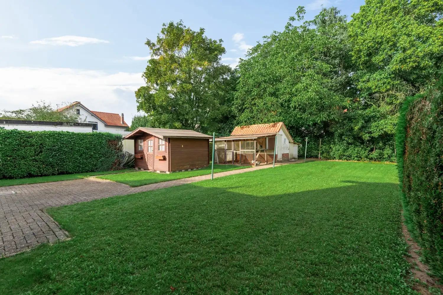Charmante Halfopen woning met inpandige garage op toplocatie in Oelegem! foto 17