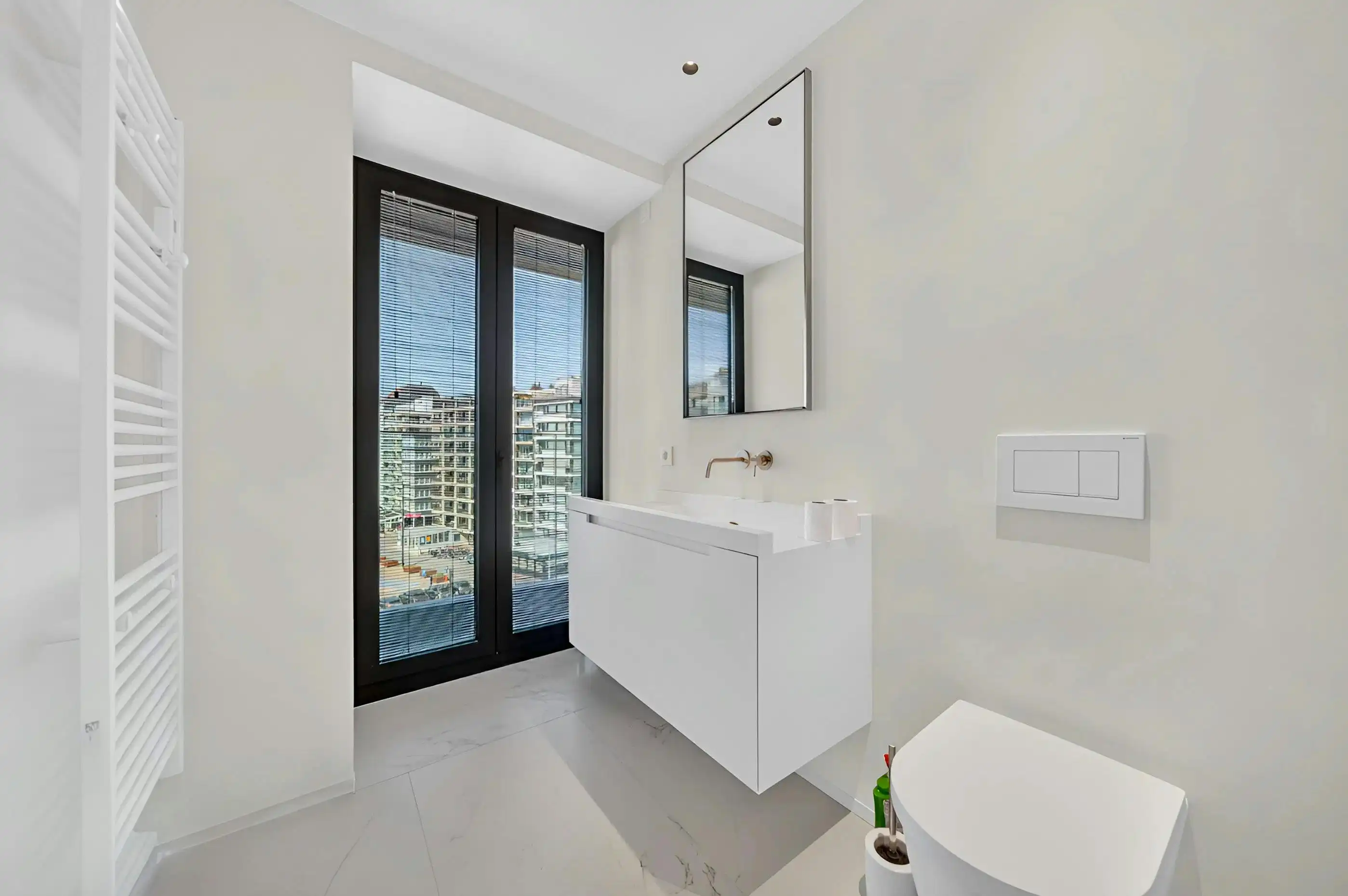 Luxe appartement te koop in de Heldentoren te Knokke-Heist foto 27