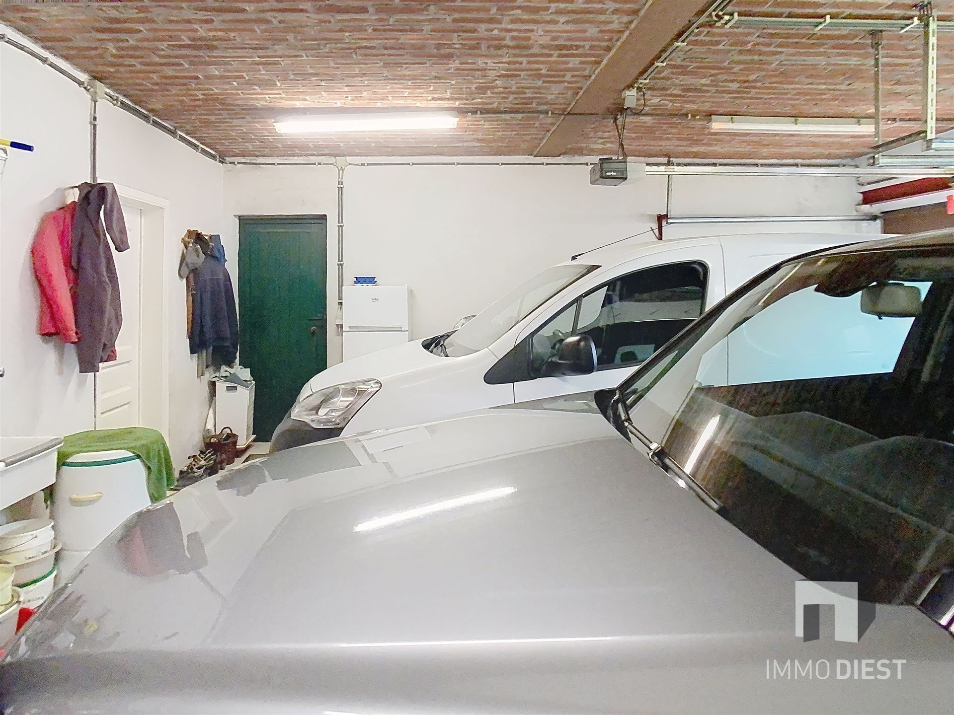 Charmante hoeve met schuren, knappe tuin en achterliggende weilanden op meer dan 3 hectare te Geel. foto 31