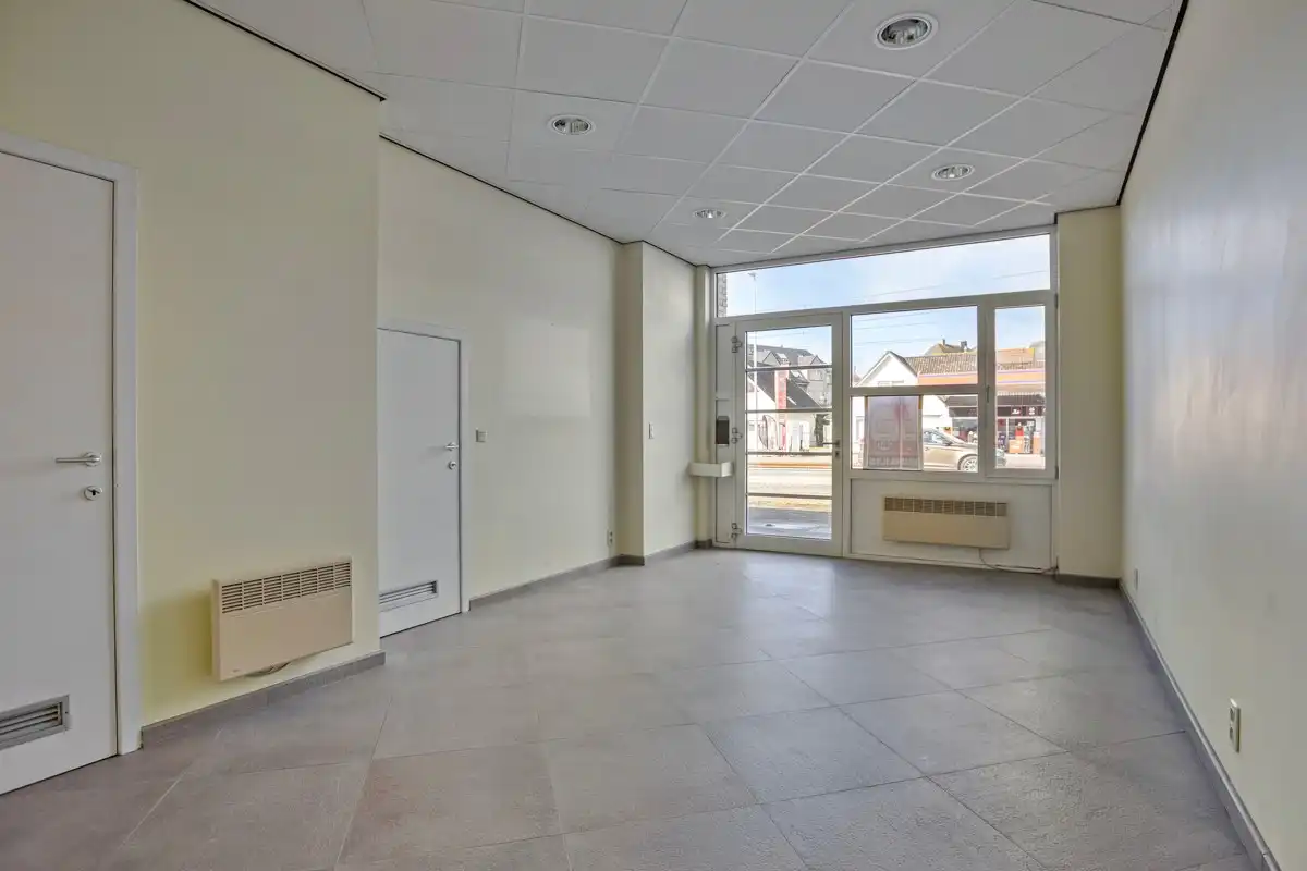 Kantoorruimte te koop in Koksijde! foto 5