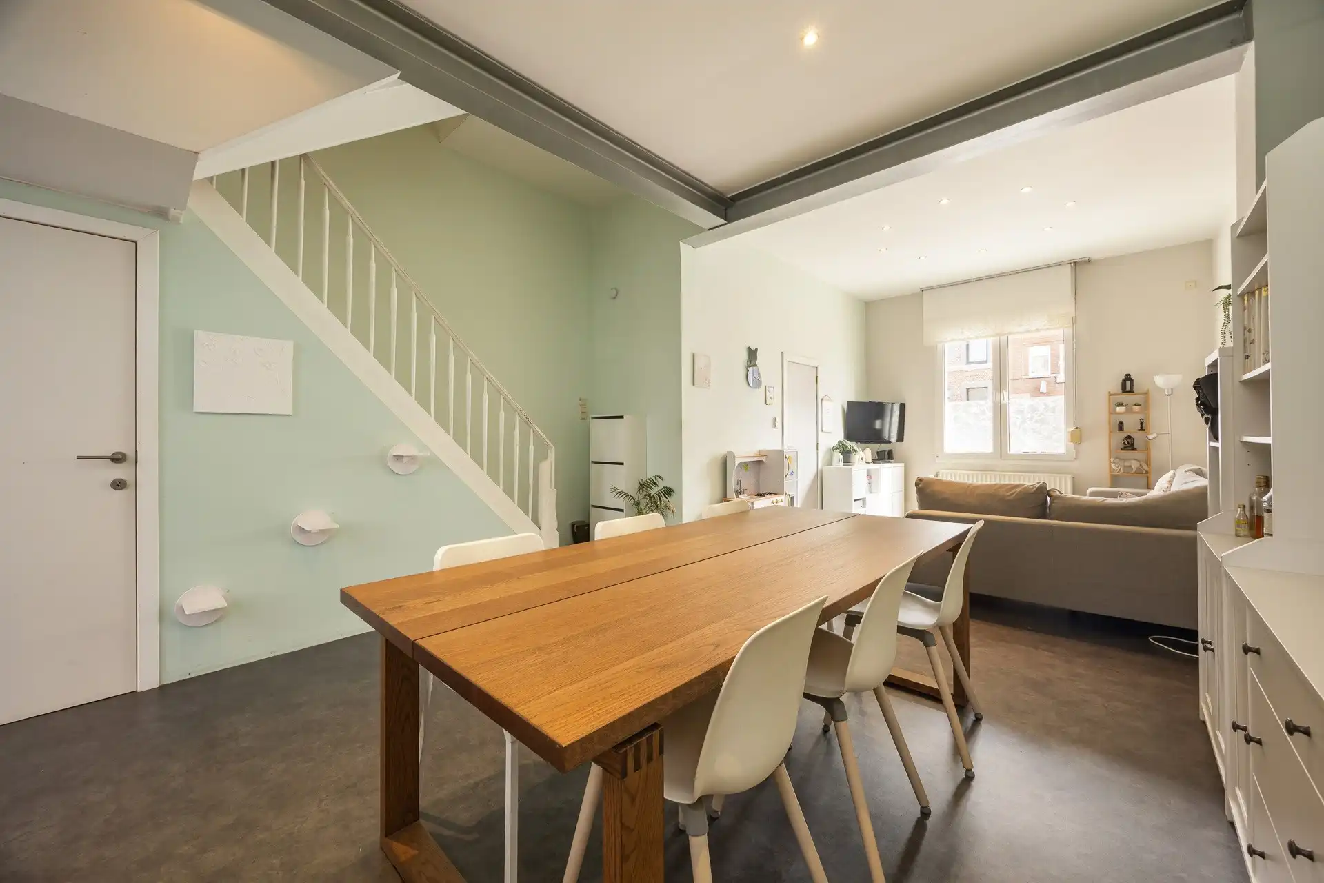 Instapklare woning met 4 slaapkamers in Wilrijk foto 5