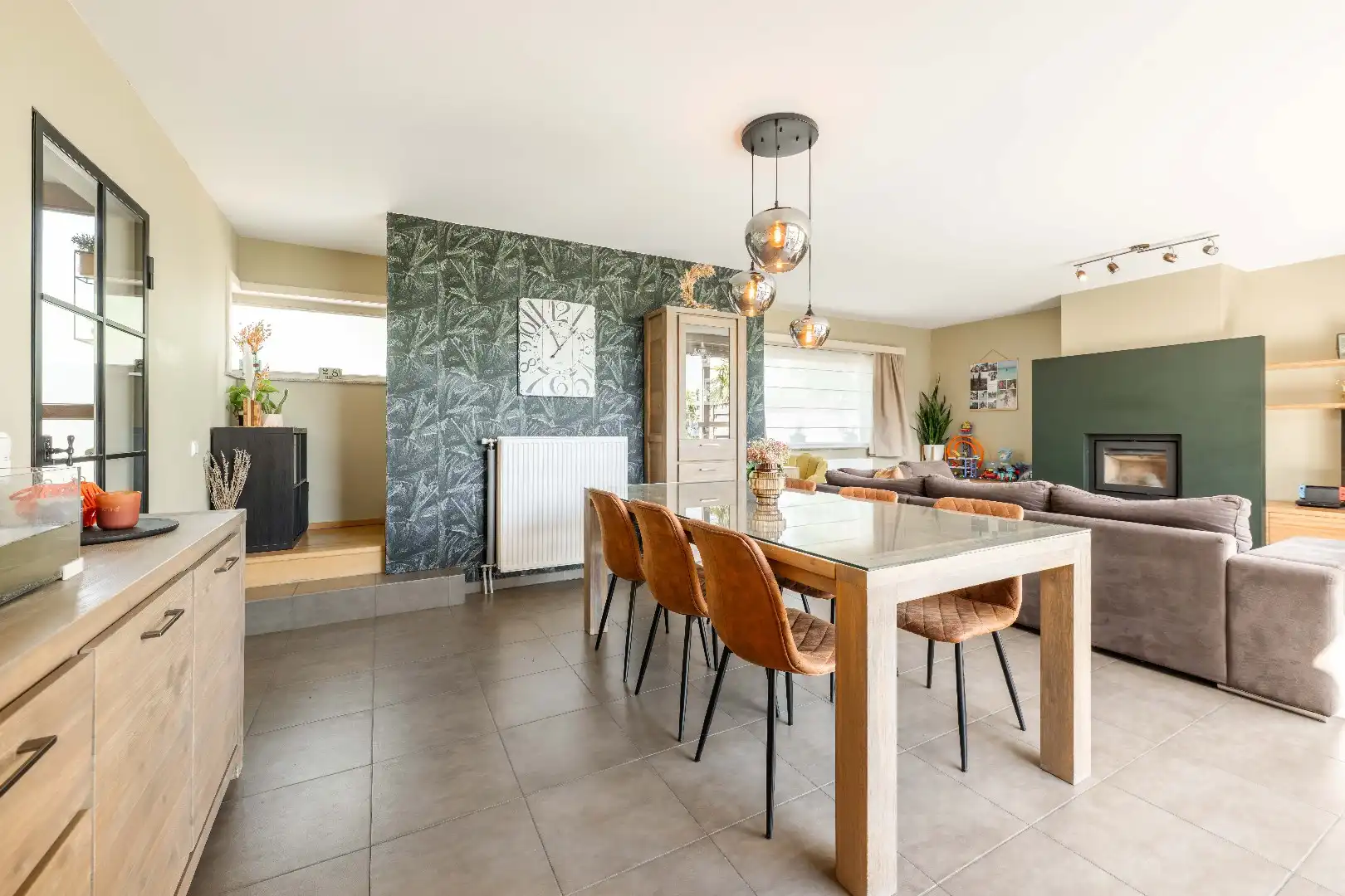 INSTAPKLARE GEZINSWONING  3 SLPKS | TUIN & TOEGANG ACHTEROM foto 3